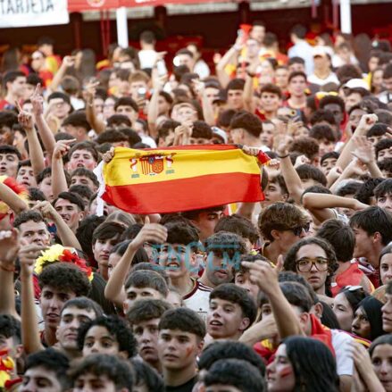 Fotos | Toledo «muere de amor» con España como campeona del Mundo y lo celebra por todo lo alto — imagen 53