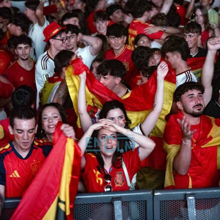Fotos | Toledo «muere de amor» con España como campeona del Mundo y lo celebra por todo lo alto — imagen 71