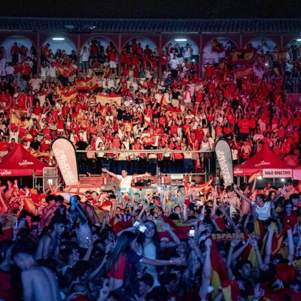 Fotos | Toledo «muere de amor» con España como campeona del Mundo y lo celebra por todo lo alto — imagen 46