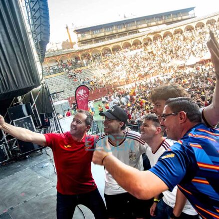 Fotos | Toledo «muere de amor» con España como campeona del Mundo y lo celebra por todo lo alto — imagen 6