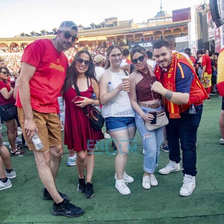 Fotos | Toledo «muere de amor» con España como campeona del Mundo y lo celebra por todo lo alto — imagen 45