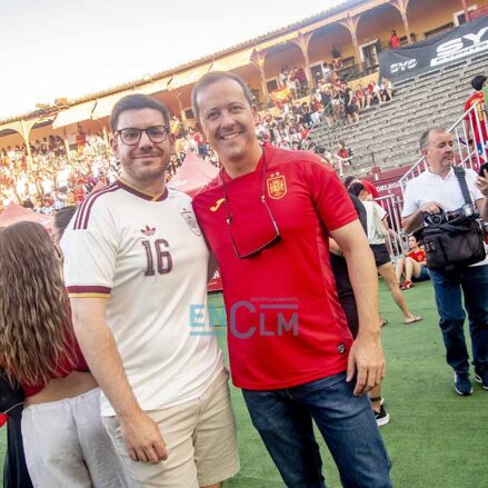 Fotos | Toledo «muere de amor» con España como campeona del Mundo y lo celebra por todo lo alto — imagen 59