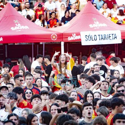 Fotos | Toledo «muere de amor» con España como campeona del Mundo y lo celebra por todo lo alto — imagen 87