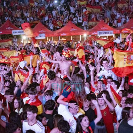 Fotos | Toledo «muere de amor» con España como campeona del Mundo y lo celebra por todo lo alto — imagen 90