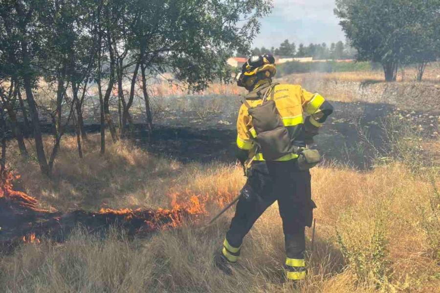 Riesgo extremo de incendio en toda Castilla-La Mancha y avisos por calor por máximas de 40 grados