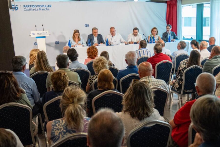 Tellado confirma a Núñez como candidato del PP en Castilla-La Mancha: «Será el próximo presidente»