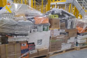 Algunos de los enseres que robó el grupo criminal. Foto: Guardia Civil Guadalajara
