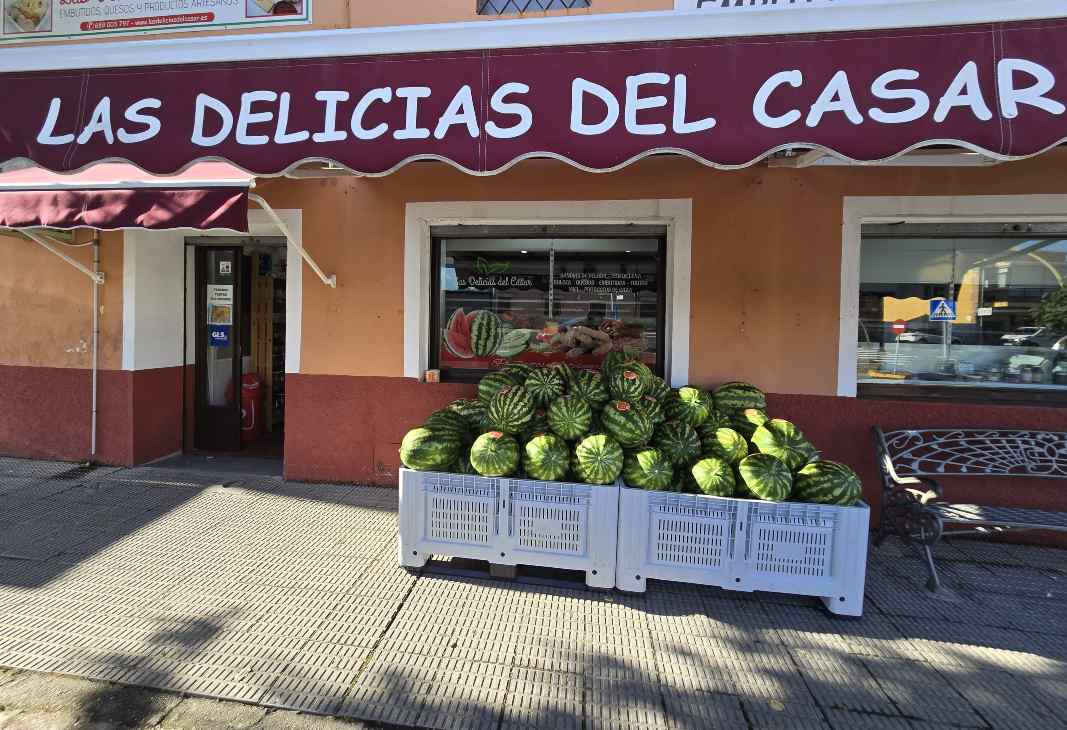 "Las delicias de El Casar" con su producto estrella.