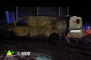 Imagen de la furgoneta calcinada