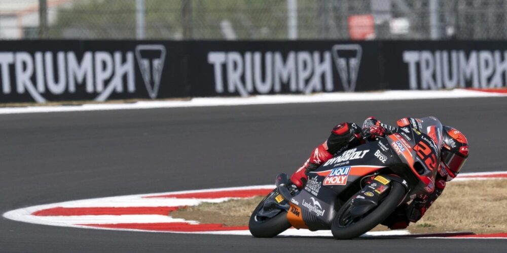 Imagen del piloto manchego David Almansa en el GP de Silverstone