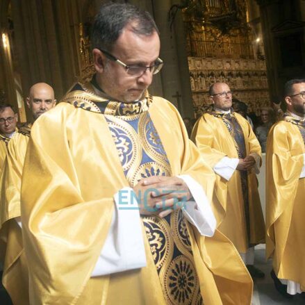 Fotos | Con los tradicionales botijos y con una procesión diferente, así se celebró en la Catedral de Toledo la Virgen del Sagrario — imagen 119