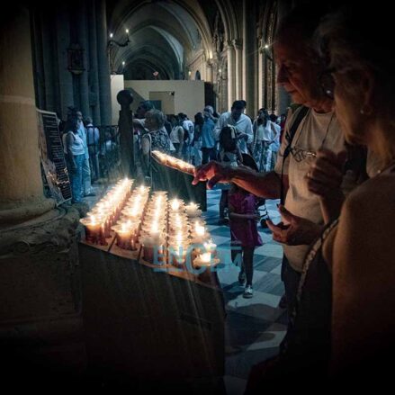 Fotos | Con los tradicionales botijos y con una procesión diferente, así se celebró en la Catedral de Toledo la Virgen del Sagrario — imagen 84