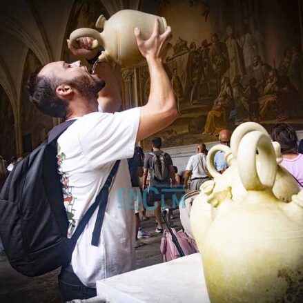 Fotos | Con los tradicionales botijos y con una procesión diferente, así se celebró en la Catedral de Toledo la Virgen del Sagrario — imagen 108