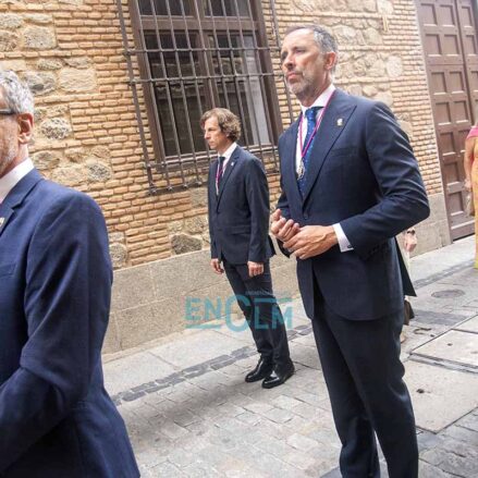Fotos | Con los tradicionales botijos y con una procesión diferente, así se celebró en la Catedral de Toledo la Virgen del Sagrario — imagen 86
