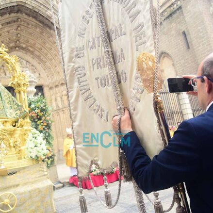Fotos | Con los tradicionales botijos y con una procesión diferente, así se celebró en la Catedral de Toledo la Virgen del Sagrario — imagen 21