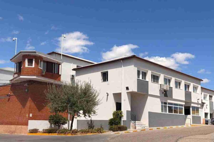 La cárcel de Cuenca vuelve a la normalidad con celdas renovadas y fin a las duchas comunes