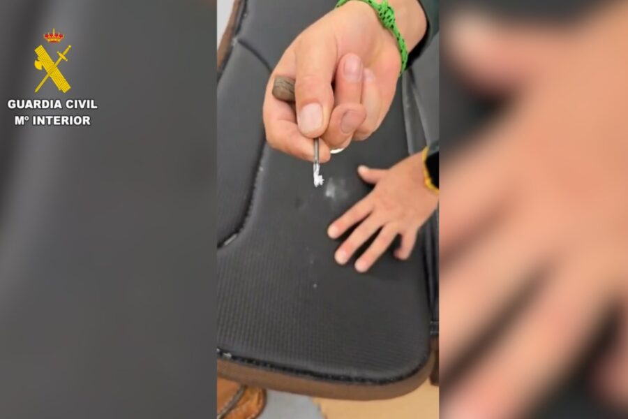 Cocaína en sillas de montar y disparos: golpe al narcotráfico en Azuqueca (Guadalajara) con tres detenidos