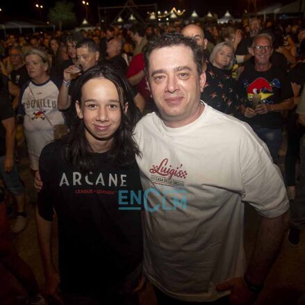 Fotos | Loquillo siempre será el dandi del rock urbano, así fue su abnegado concierto en Toledo — imagen 47