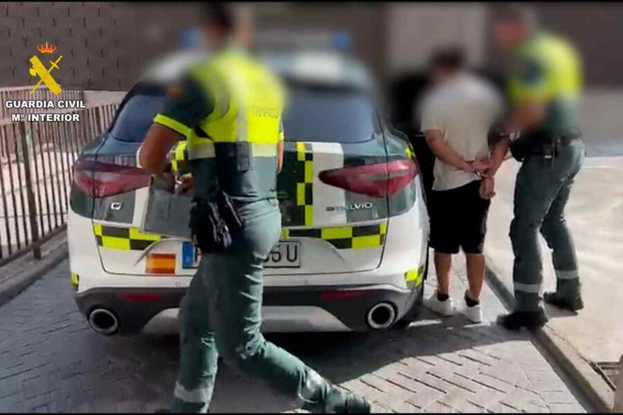 Detenidos dos jóvenes por huir tras provocar el accidente donde murieron una madre y su hija en Novés (Toledo)