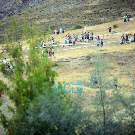 Fotos |  El eclipse que paralizó a Cuenca: el anochecer histórico que quedará marcado en miles de retinas — imagen 17