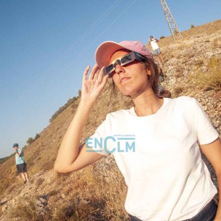 Fotos |  El eclipse que paralizó a Cuenca: el anochecer histórico que quedará marcado en miles de retinas — imagen 29