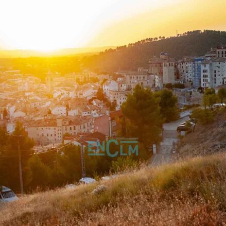 Fotos |  El eclipse que paralizó a Cuenca: el anochecer histórico que quedará marcado en miles de retinas — imagen 32