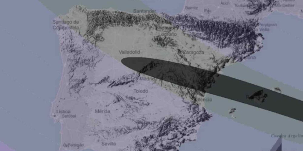 Franja en la que pasará el eclipse sobre las 20:31 horas.