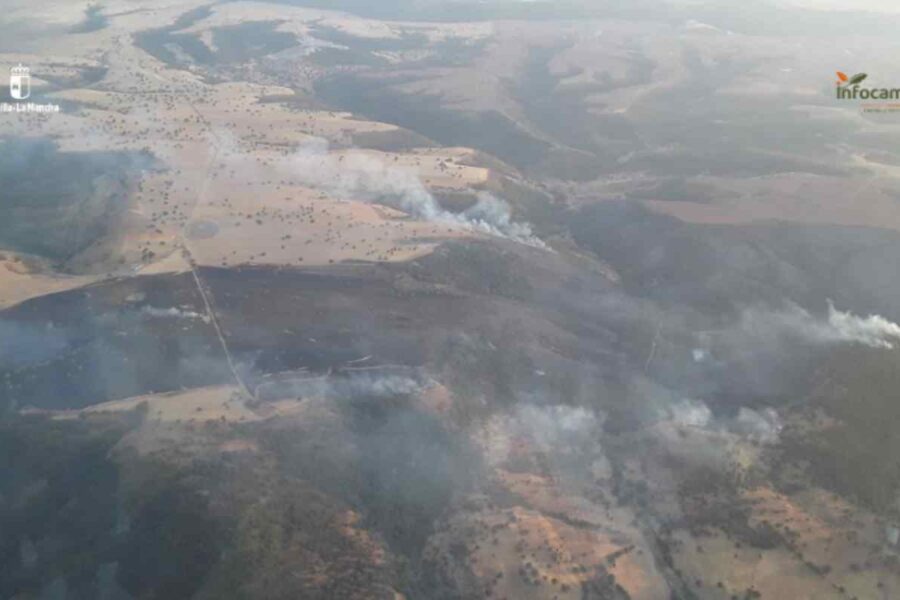 El incendio de Puebla de Don Rodrigo baja a nivel 0 y el de Seseña está extinguido