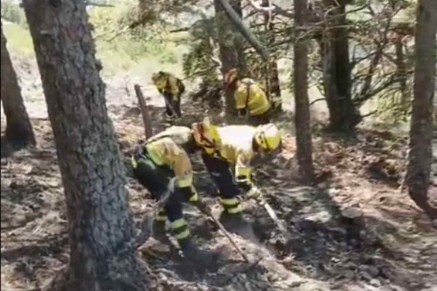 18 días después, el incendio de La Mierla baja a nivel 0: todavía hay trabajos para evitar reactivaciones