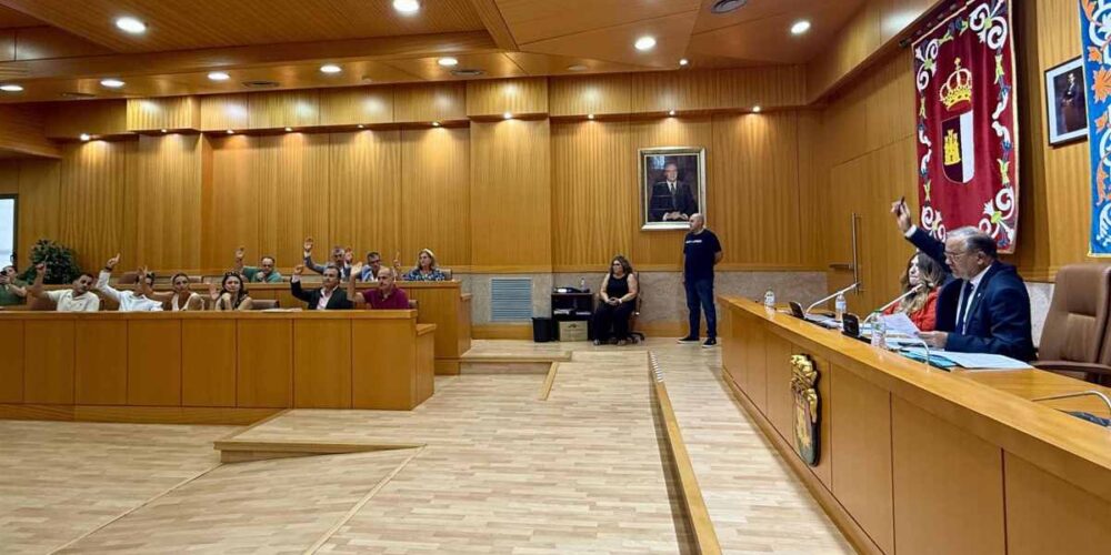 Pleno extraordinario en el Ayuntamiento de Talavera.