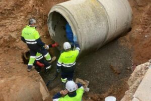 Trabajadores en plena faena. Foto: Ayuntamiento de Toledo.