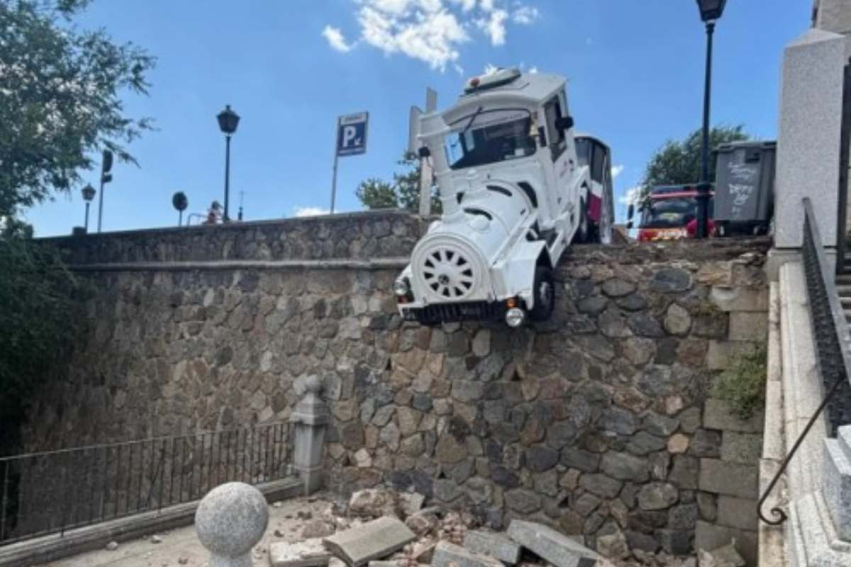Estado final del tren. Foto: Bomberos del Ayuntamiento de Toledo.