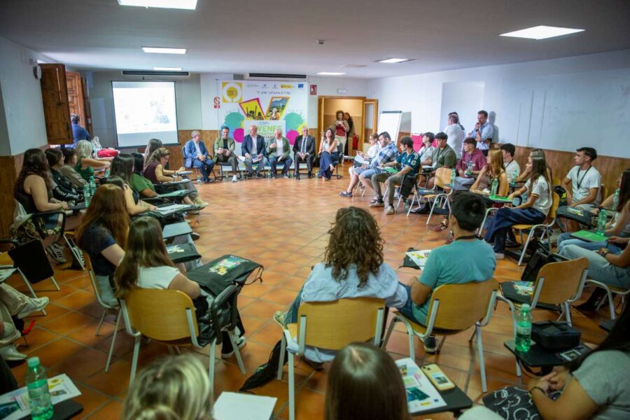 Castilla-La Mancha abonará este viernes otros 5,5 millones a jóvenes incorporados al campo
