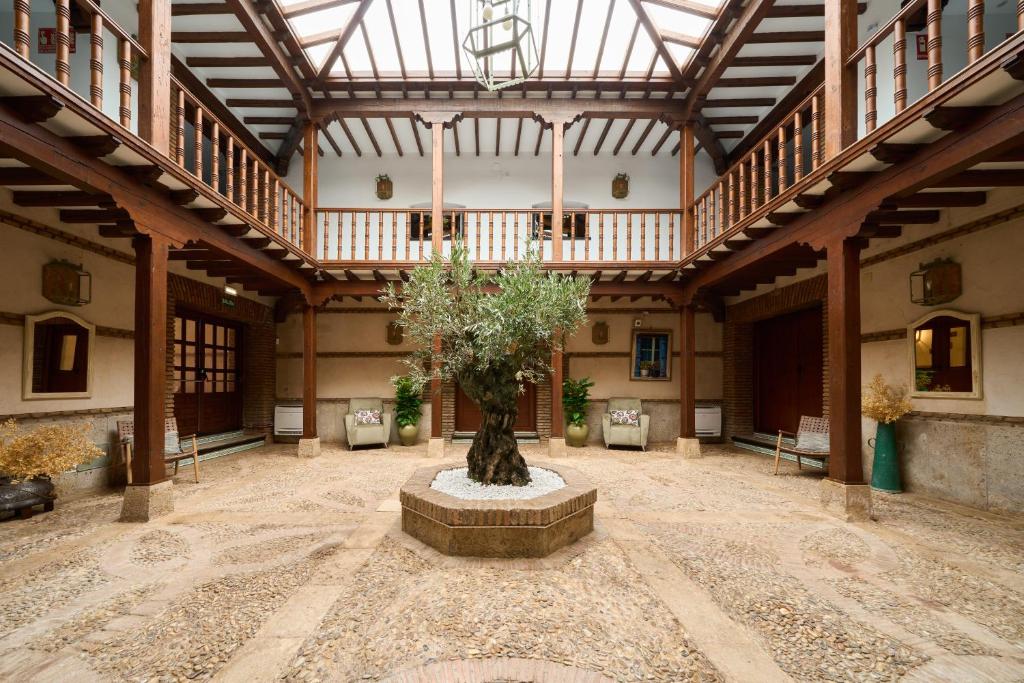 Interior de La Almazara del Marqués
