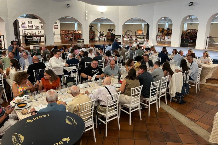 El presidente de la mayor cooperativa del mundo alerta de la caída del consumo de vino