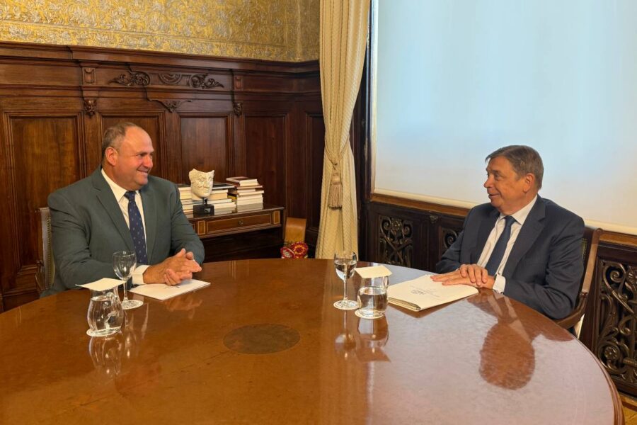 ¿Qué le ha pedido Castilla-La Mancha al ministro de Agricultura para la futura PAC?