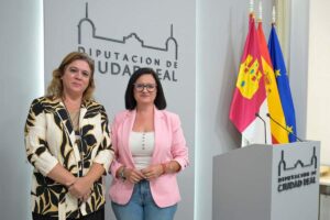 Imagen de las diputadas provinciales Rocío Zarco (d) y Maribel Mansilla