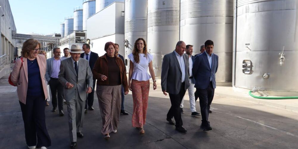 Visita a la Cooperativa Virgen de las Viñas