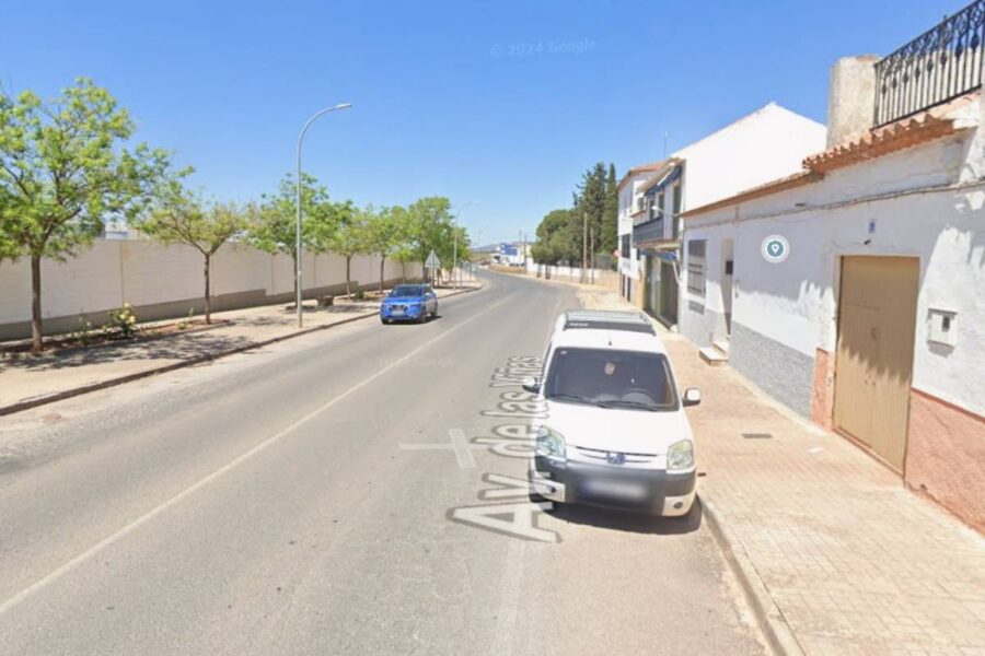 Un trabajador sufre el aplastamiento de una pierna con un toro mecánico en Villanueva de los Infantes