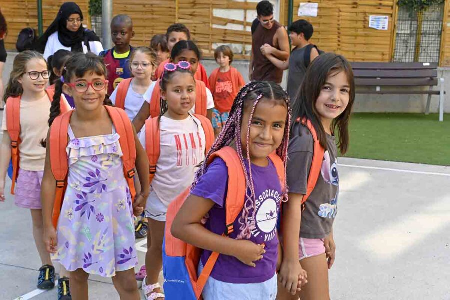 Más de 500 escolares en situación de vulnerabilidad en Castilla-La Mancha reciben ayuda de CaixaProinfancia
