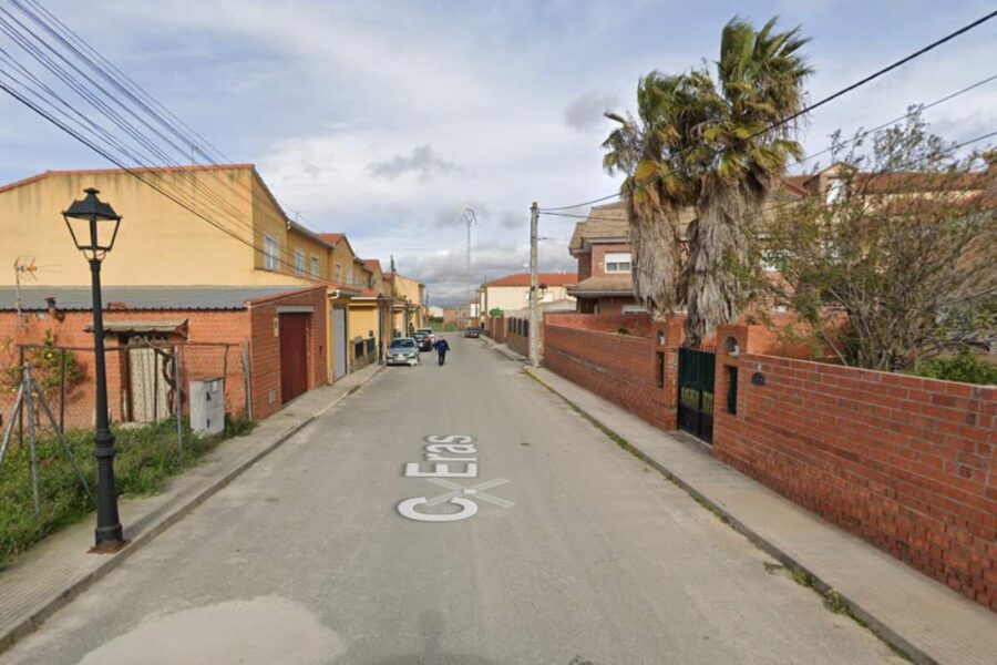 Disparan a un joven de 22 años en plena calle en Velada (Toledo): se busca al atacante