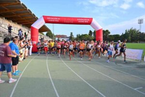 Salida de la Media Maratón de Torralba de Calatrava. Foto: Atletismo Toledano.
