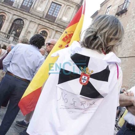 En imágenes, la masiva concentración de Toledo por Ceuta: 6.000 personas, según el ayuntamiento — imagen 10