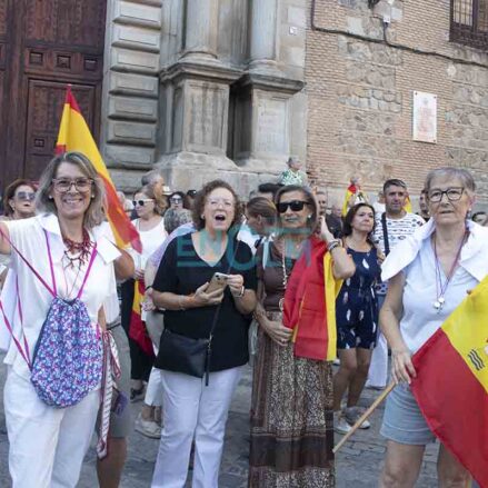 En imágenes, la masiva concentración de Toledo por Ceuta: 6.000 personas, según el ayuntamiento — imagen 38