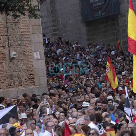En imágenes, la masiva concentración de Toledo por Ceuta: 6.000 personas, según el ayuntamiento — imagen 11