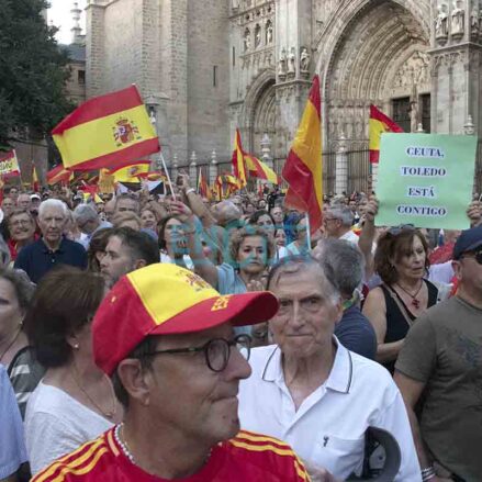 En imágenes, la masiva concentración de Toledo por Ceuta: 6.000 personas, según el ayuntamiento — imagen 46