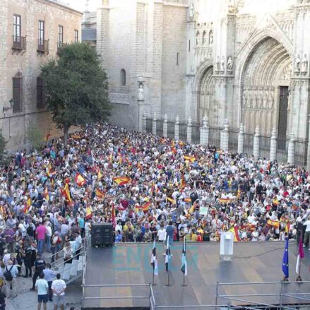 En imágenes, la masiva concentración de Toledo por Ceuta: 6.000 personas, según el ayuntamiento — imagen 18