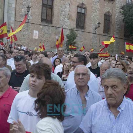 En imágenes, la masiva concentración de Toledo por Ceuta: 6.000 personas, según el ayuntamiento — imagen 53