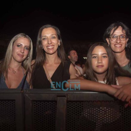 Fotos | Sencillamente encandiladora, así fue Vanesa Martín en su actuación en la Plaza de Toros de Toledo — imagen 27