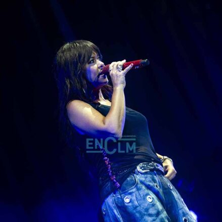 Fotos | Sencillamente encandiladora, así fue Vanesa Martín en su actuación en la Plaza de Toros de Toledo — imagen 19